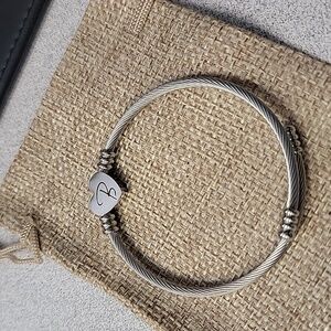 Chic Silver Bracelet with Heart Initial (B) Charm